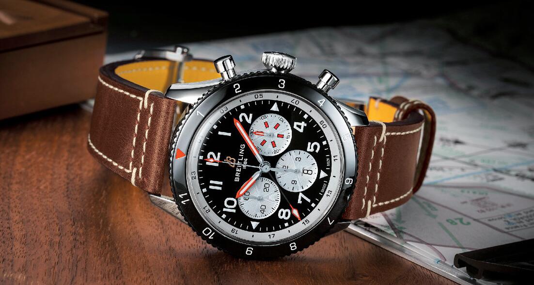 Vola alto con il cronografo Breitling Replica Super AVI B04 GMT 46 Mosquito